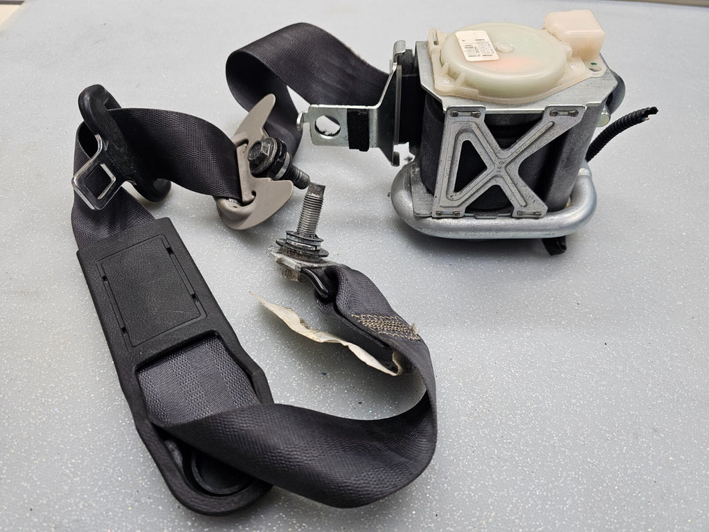 🔥2008-2012 Honda Accord Coupe Front Left Driver Seat Belt Retractor Assembly
