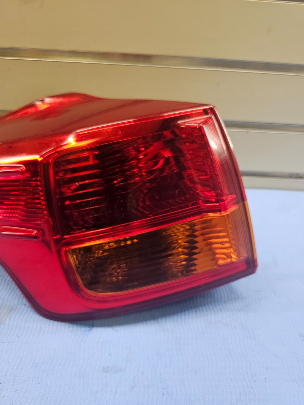 🔥13-16 Toyota RAV4 Rear Outer Left Driver Tail Brake Stop light Lamp Assembly