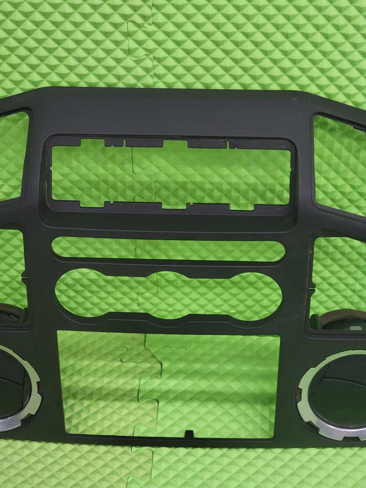 🔥2008-2010 Ford F-250 F-350 Super Duty Radio Dash Bezel Black OEM