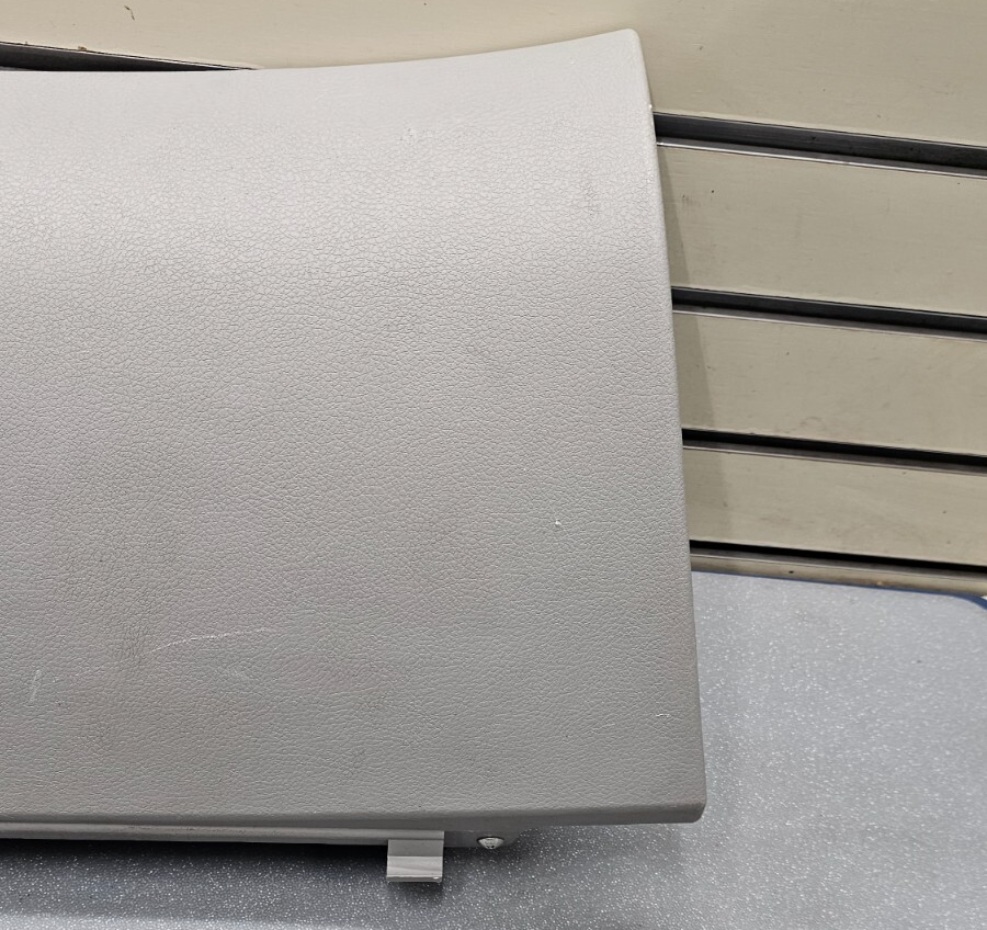 🔥08-11 Impreza Dash Glove Box Storage Compartment Trim Housing Panel LT GRAY