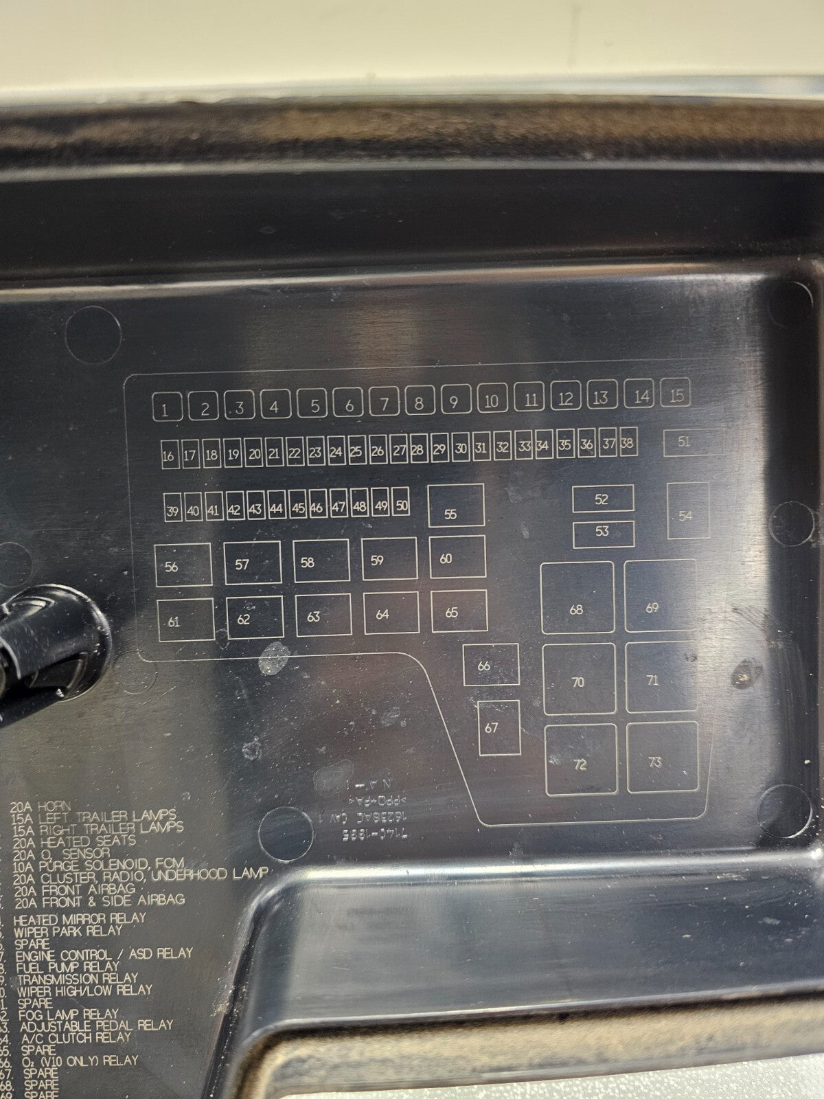 🔥2002-2005 Dodge Ram 1500 Relay Fuse Box Center Cover Lid Top TIPM Engine Bay