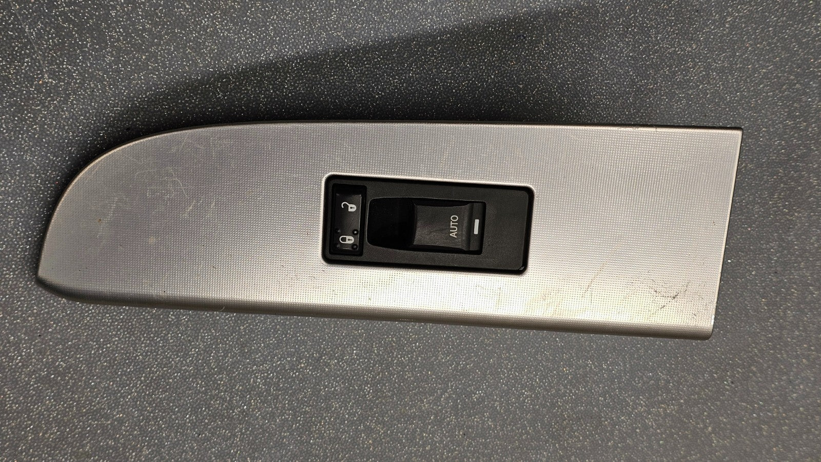 🔥07-14 Avenger Chrysler 200 Commander Right Passenger Window Switch Silver