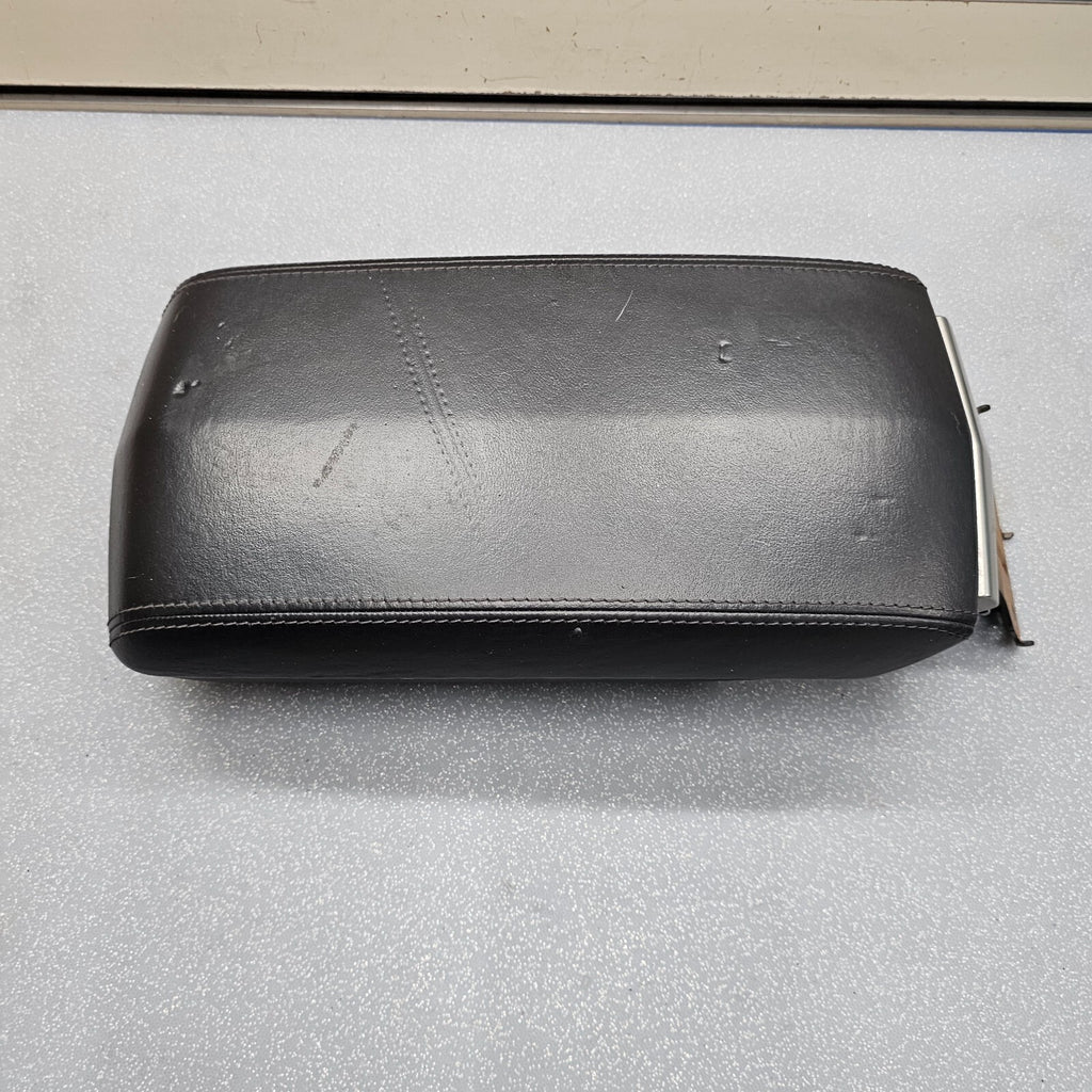 🔥08-13 Cadillac CTS Center Console Lid Armrest Leather Top Pad Assembly Black