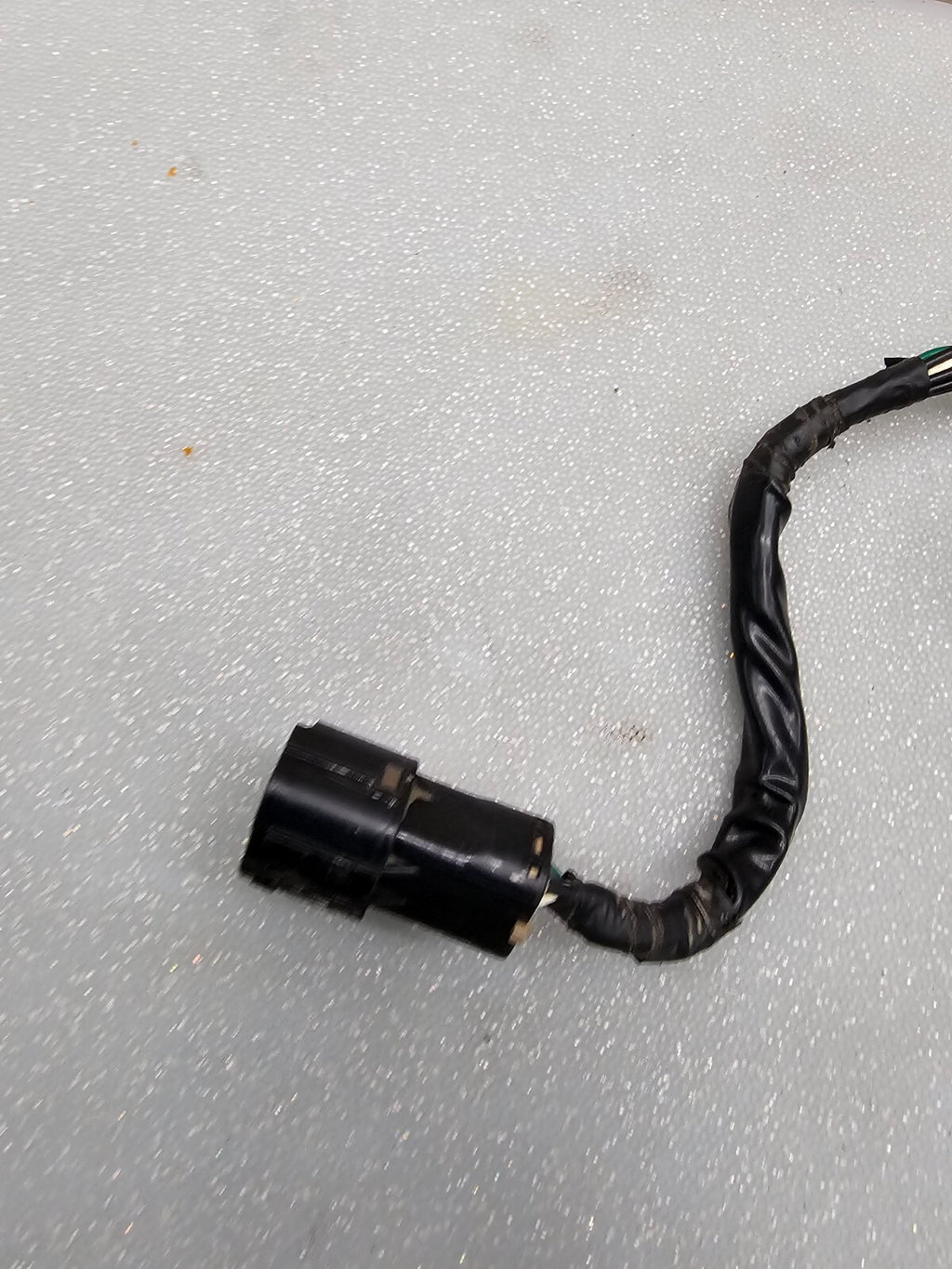 🔥2006-2012 KIA SEDONA TAIL LIGHT BREAK LIGHT ASSEMBLY BULB SOCKET HARNESS