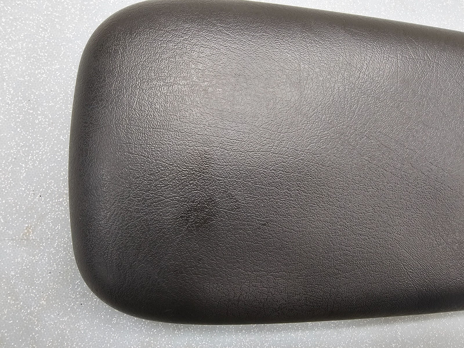 🔥02-09 Trailblazer ENVOY Center Console Armrest Lid Top Pad Cover LEATHER BLACK