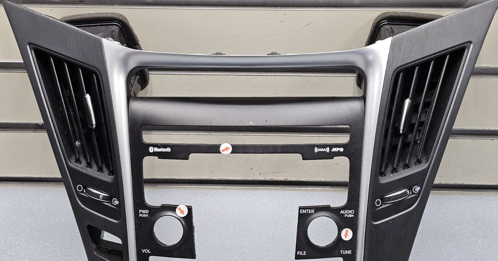 11-14 Hyundai Sonata Center Dash Radio Surround Bezel Trim Panel Climate Silver