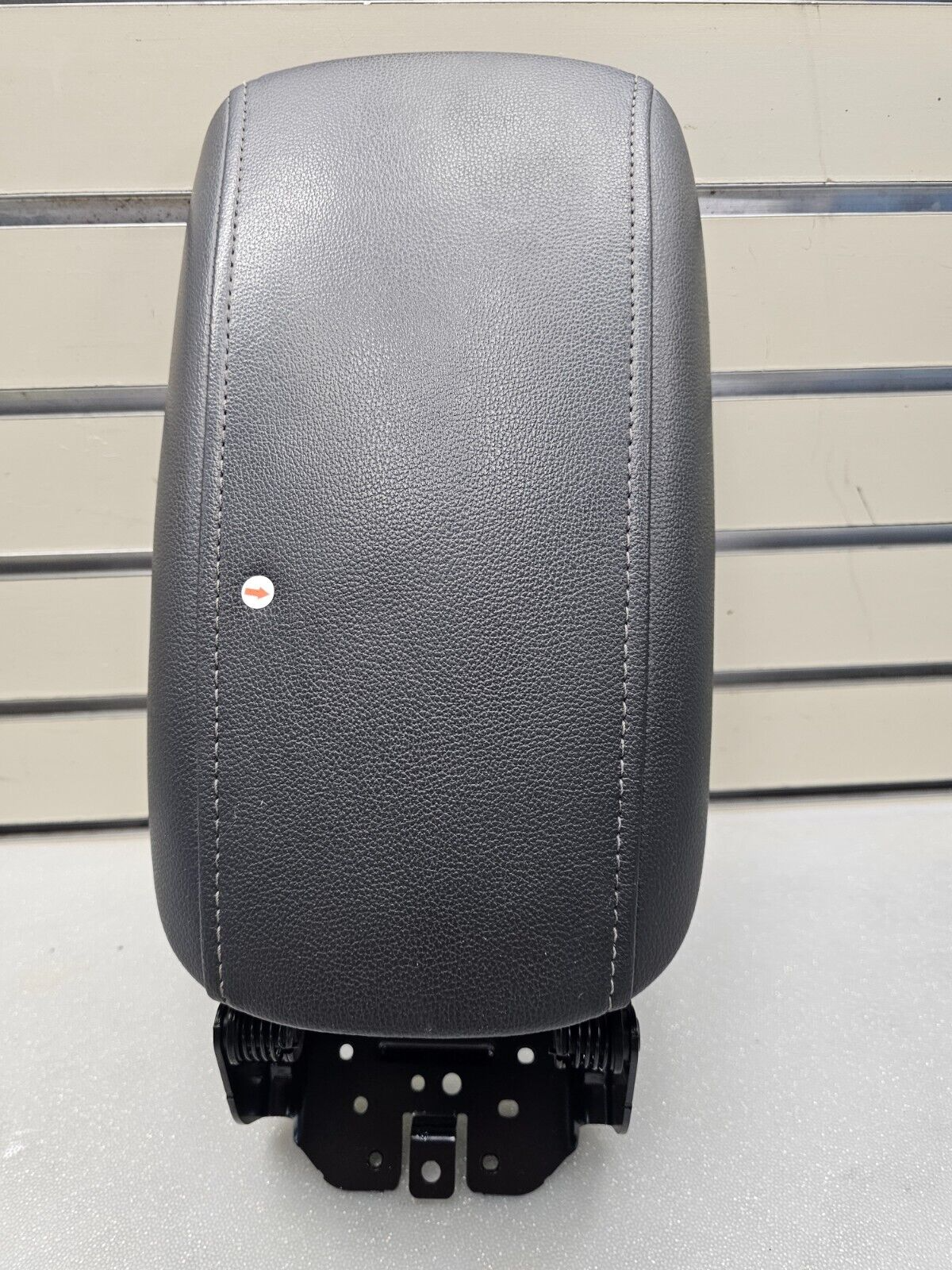 🔥13-16 Ford Fusion Front Center Console Lid Armrest Leather Cover Top Pad Black