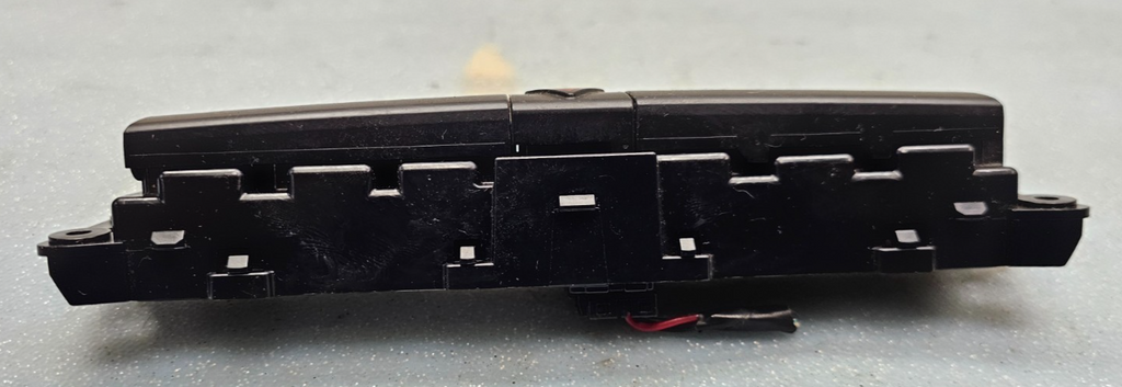 🔥07-10 CHRYSLER SEBRING DODGE AVENGER Dash Emergency Hazard Light Switch OEM