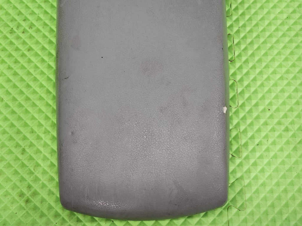 🔥2007-2011 TOYOTA CAMRY CENTER CONSOLE ARM REST LID COVER TOP PAD BOX GRAY
