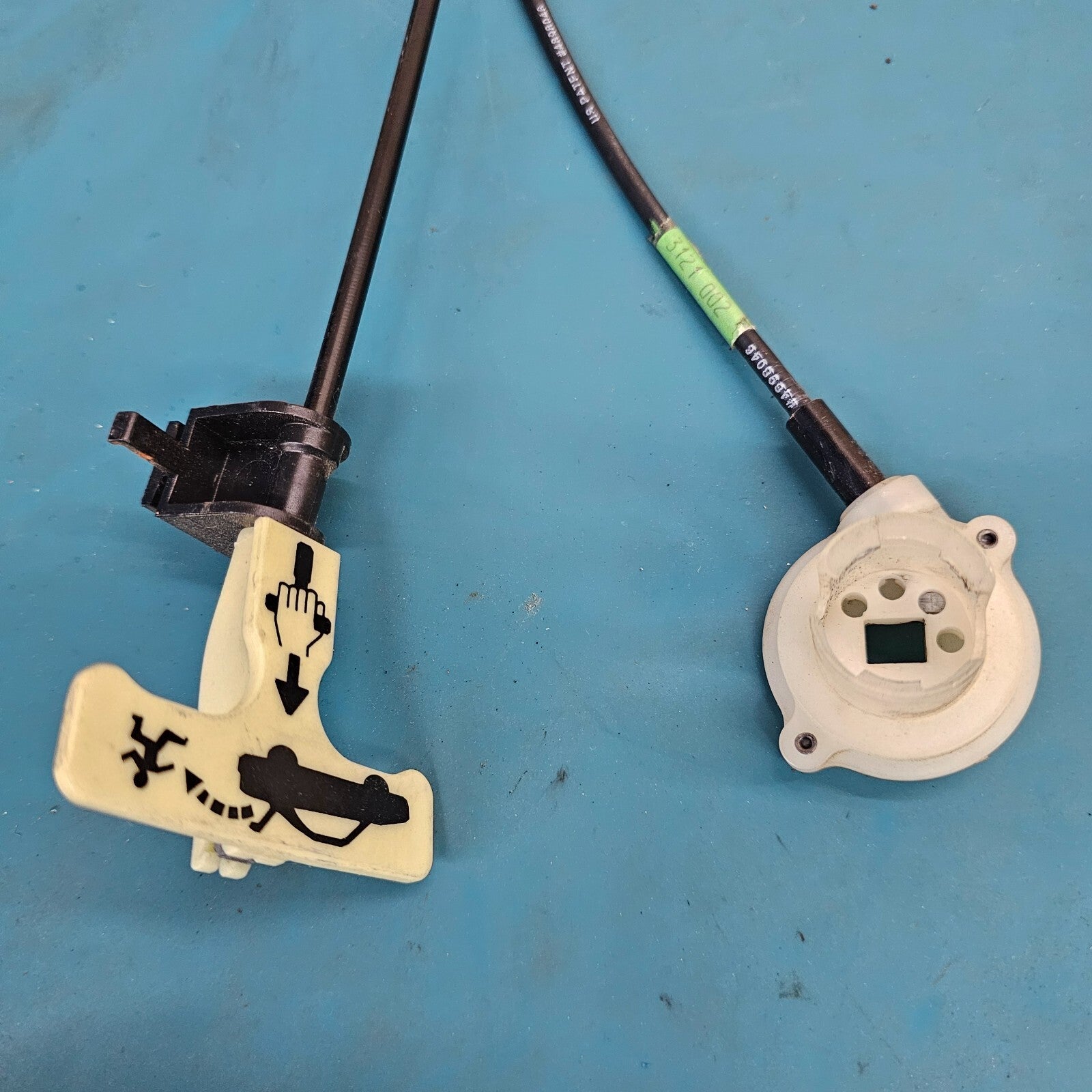 00-05 Buick Lesabre Rear Upper Trunk Latch Lock Solenoid Actuator Power Release