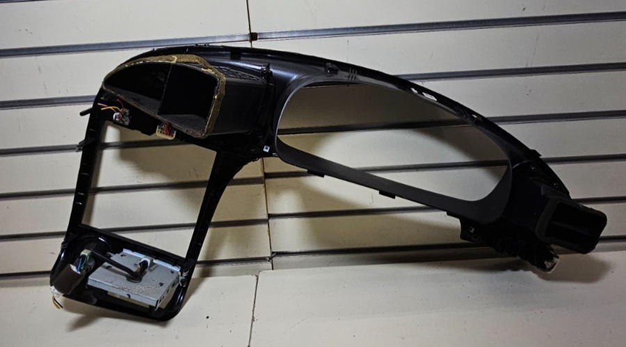 🔥00-06 HYUNDAI ELANTRA DASH RADIO INSTRUMENT CLUSTER SPEEDOMETER BEZEL BLACK