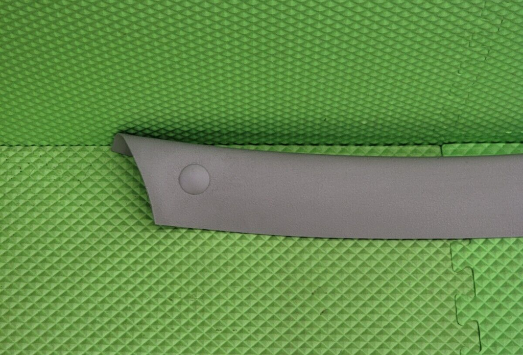 🔥02-09 GMC ENVOY PASSENGER INTERIOR PILLAR TRIM PANEL COVER ASSEMBLY OEM GRAY