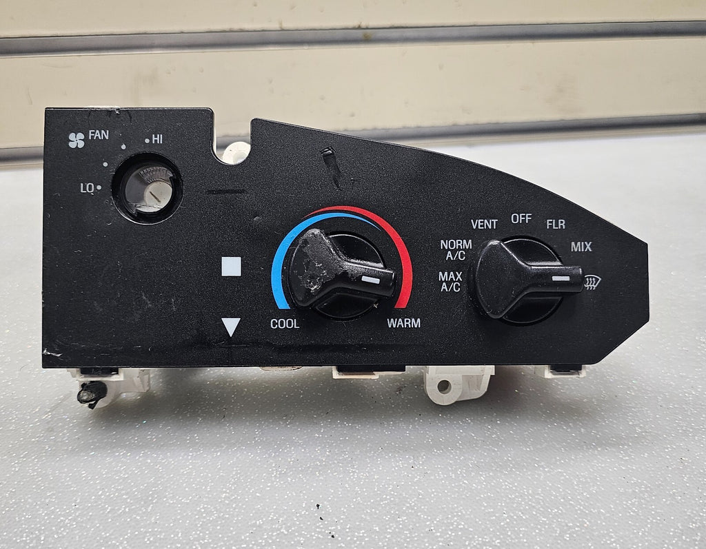 🔥04-06 Ford Van Econoline E150 E250 A/C Heater Climate Control Front AC Only