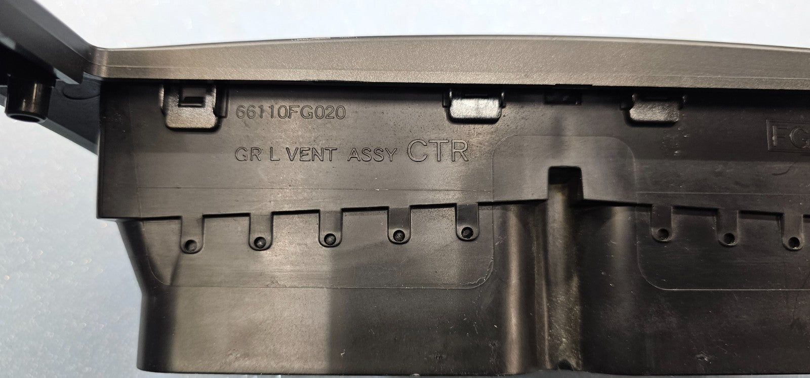 🔥2009-2013 Subaru Forester Center Dash Radio Bezel Trim With Air Vents OEM