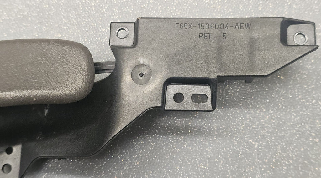 🔥98-02 FORD F150 F250 EXPEDITION NAVIGATOR GLOVE BOX LATCH LOCK HANDLE GRAY OEM