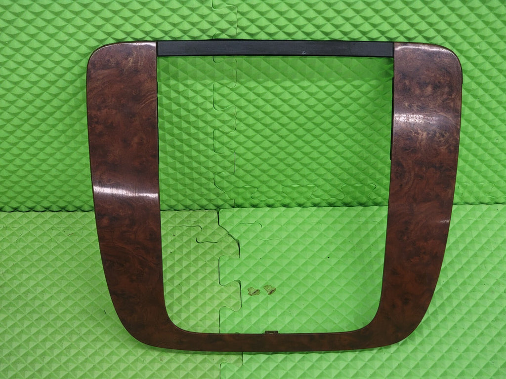 🔥07-13 SUBURBAN TAHOE YUKON CENTER DASH RADIO BEZEL TRIM WOODGRAIN