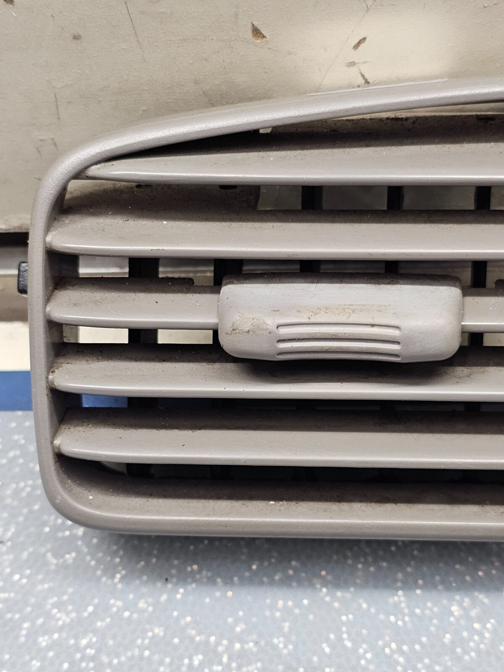 🔥98-02 Accord Left Driver Dash Front Air Vent AC Heater Conditioner LT TAN OEM