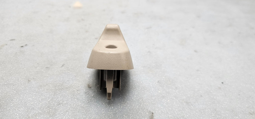 🔥09-10 Hummer H3T Interior Sun Visor Support Clip TAN