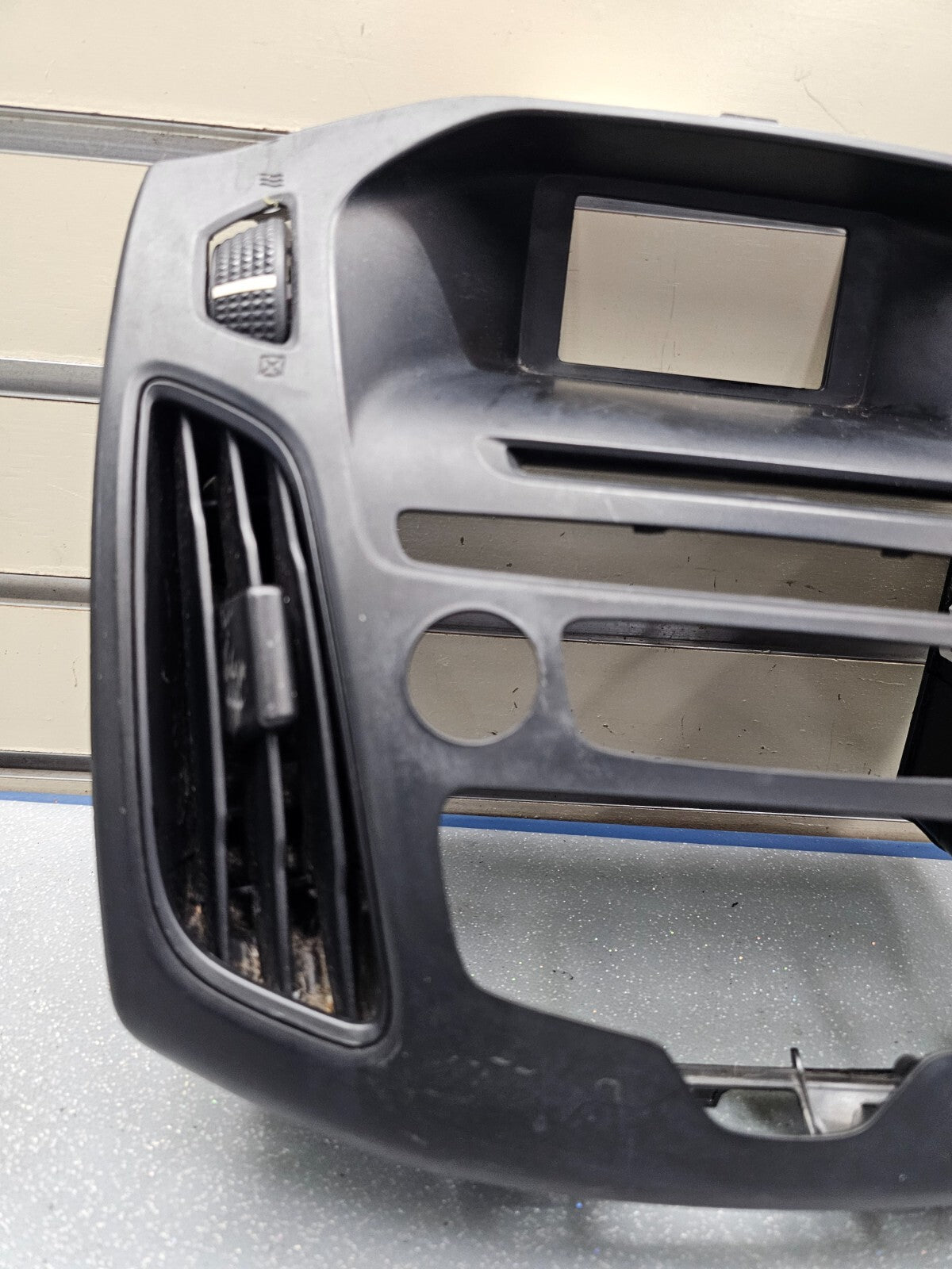 🔥14-16 FORD TRANSIT CENTER DASH RADIO DISPLAY CLIMATE SURROUND BEZEL TRIM BLACK