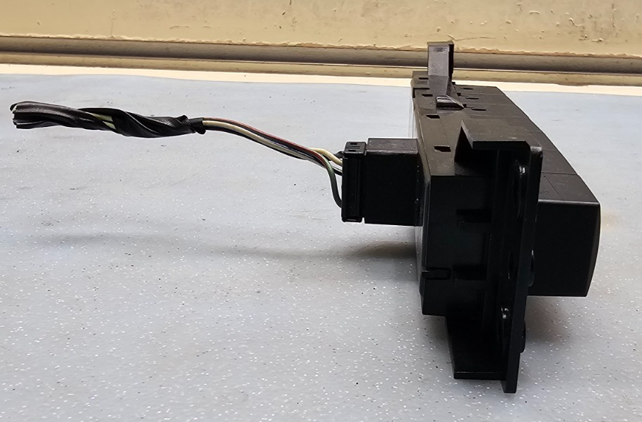 🔥08-10 JEEP COMMANDER HAZARD EMERGENCY FLASHER ESP CONTROL SWITCH ASSEMBLY OEM