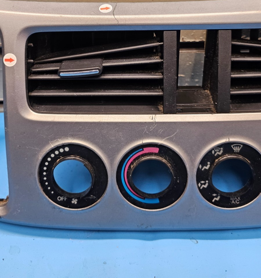 🔥05-10 Honda Odyssey Center Dash Radio Climate Control Bezel Trim Panel Silver