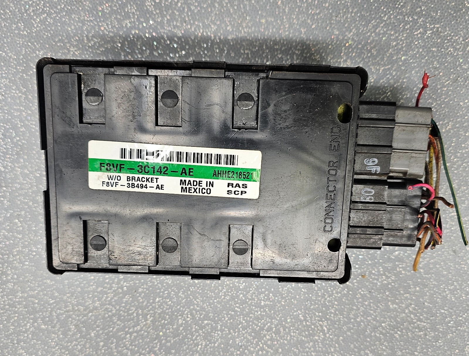 🔥1998-2002 Lincoln Town Car Air Ride Suspension Control Module Assembly