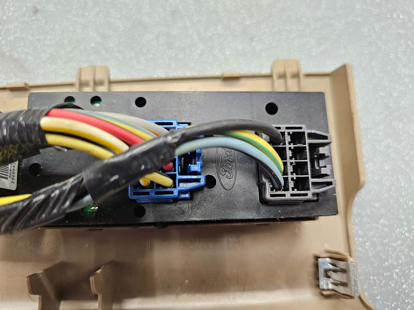 🔥04-08 Ford F-150 Left Driver Master Main Window 2 Door Switch Control TAN WS24