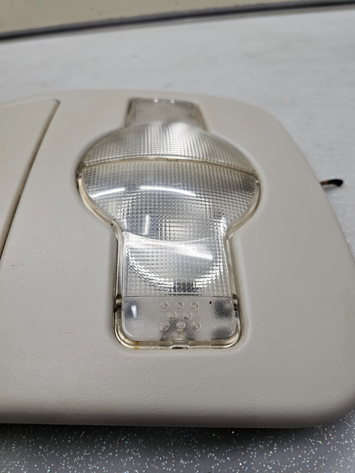 04-08 Pontiac Grand Prix Front Overhead Console Dome Map Light Sun Roof Assembly