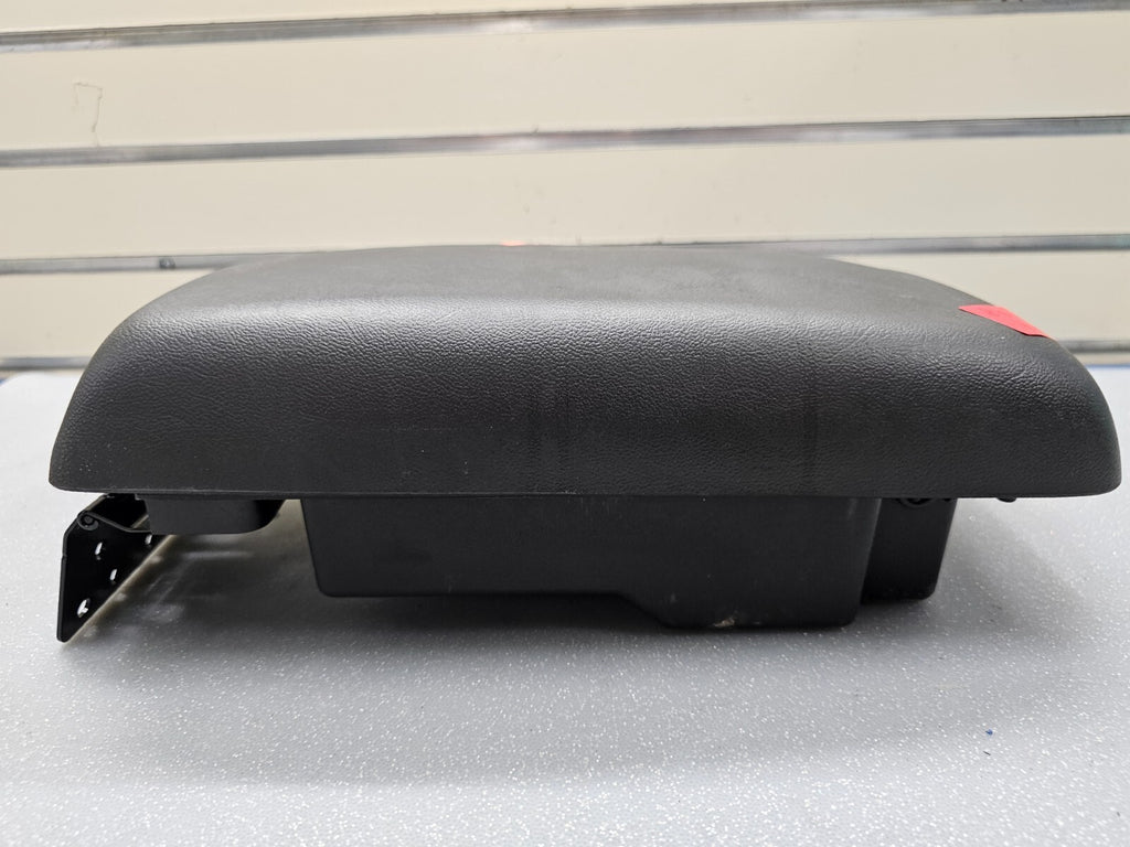 🔥07-09 Saturn Aura Center Console Arm Rest Leather Top Pad Cover Assembly Black