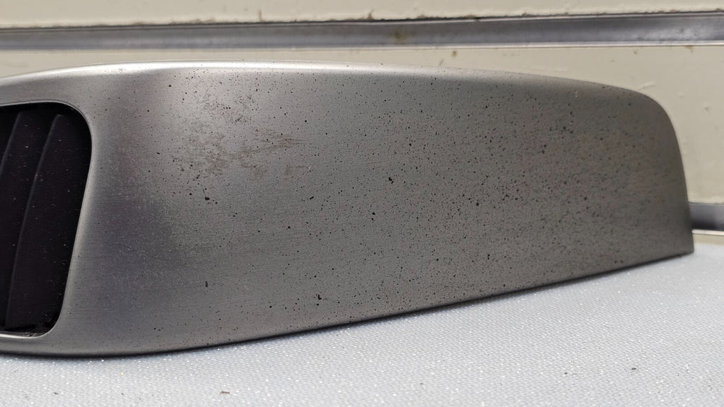 03-06 SORENTO CENTER DASH LEFT DRIVER AC AIR VENT CONDITIONING COVER TRIM SILVER