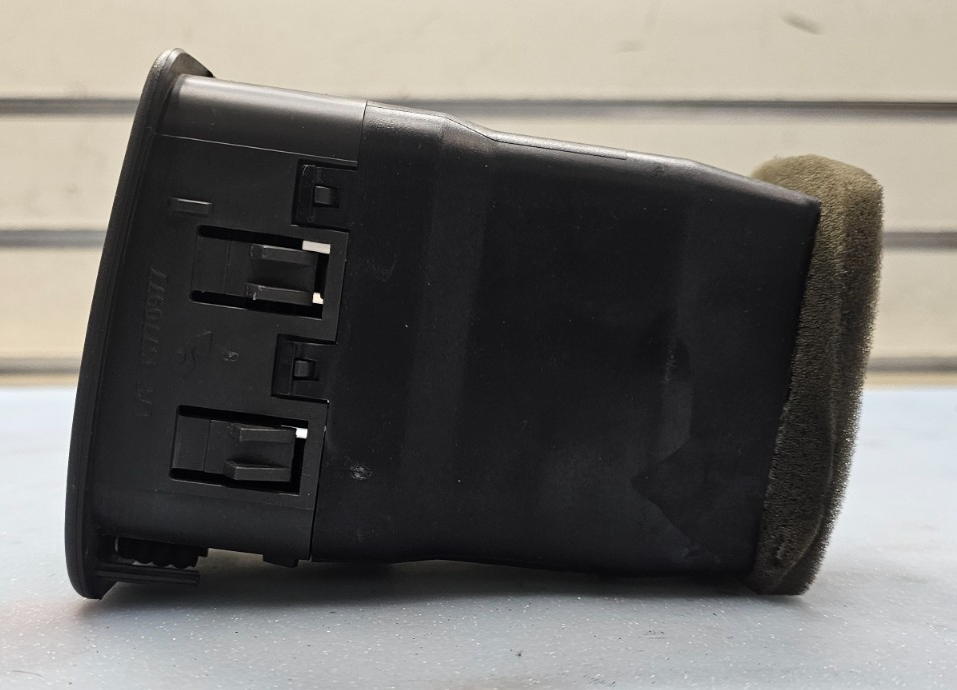 🔥99-06 Silverado Tahoe Dash Right Passenger Air Vent A/C AC HVAC Heater Black