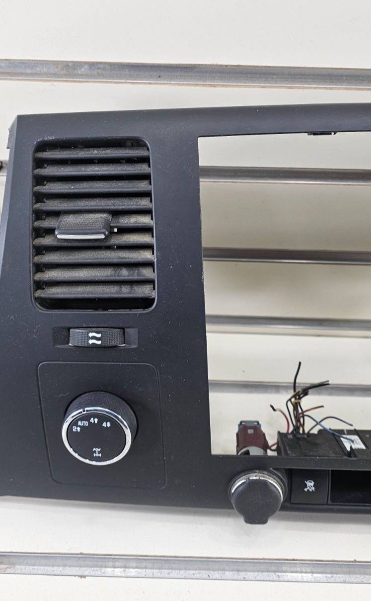 🔥07-14 Silverado SIERRA Center Dash Radio Bezel AC Climate Trim 2 Vent BLACK B6