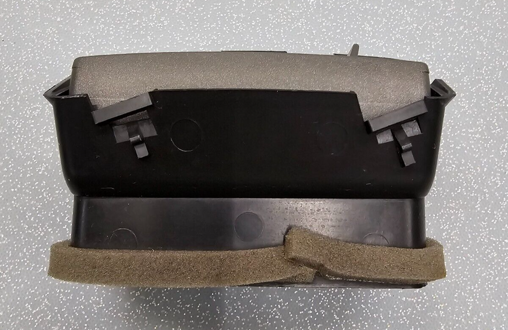 🔥04-07 NISSAN TITAN ARMADA QX56 Right Passenger Dash Center AIR VENT BLACK OEM