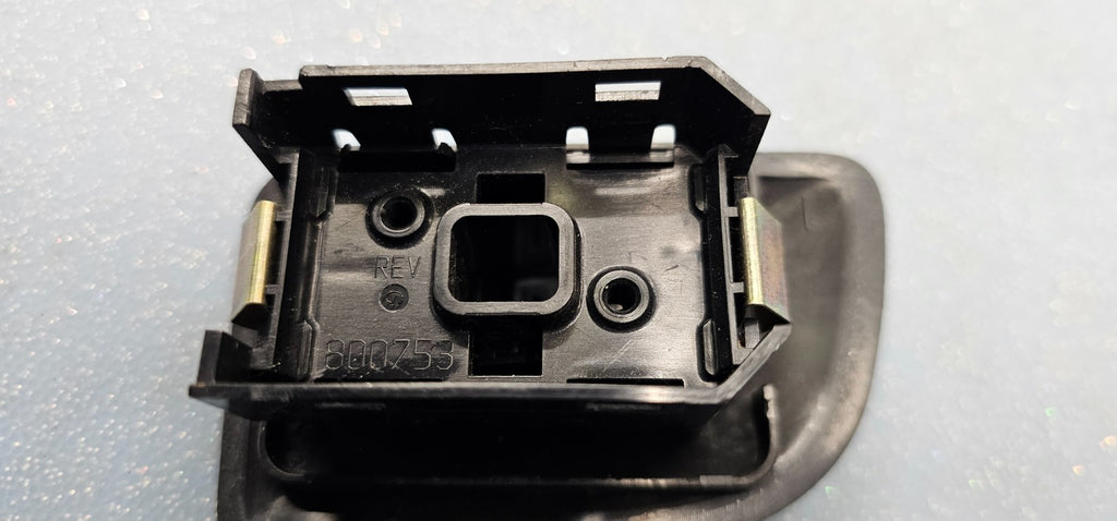 03-06 Silverado Tahoe Suburban Yukon Sierra Right Rear Window Door Switch Black