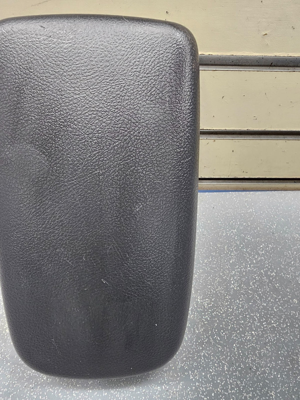 🔥09-13 TOYOTA COROLLA CENTER CONSOLE ARM REST LID TOP PAD COVER ASSEMBLY BLACK