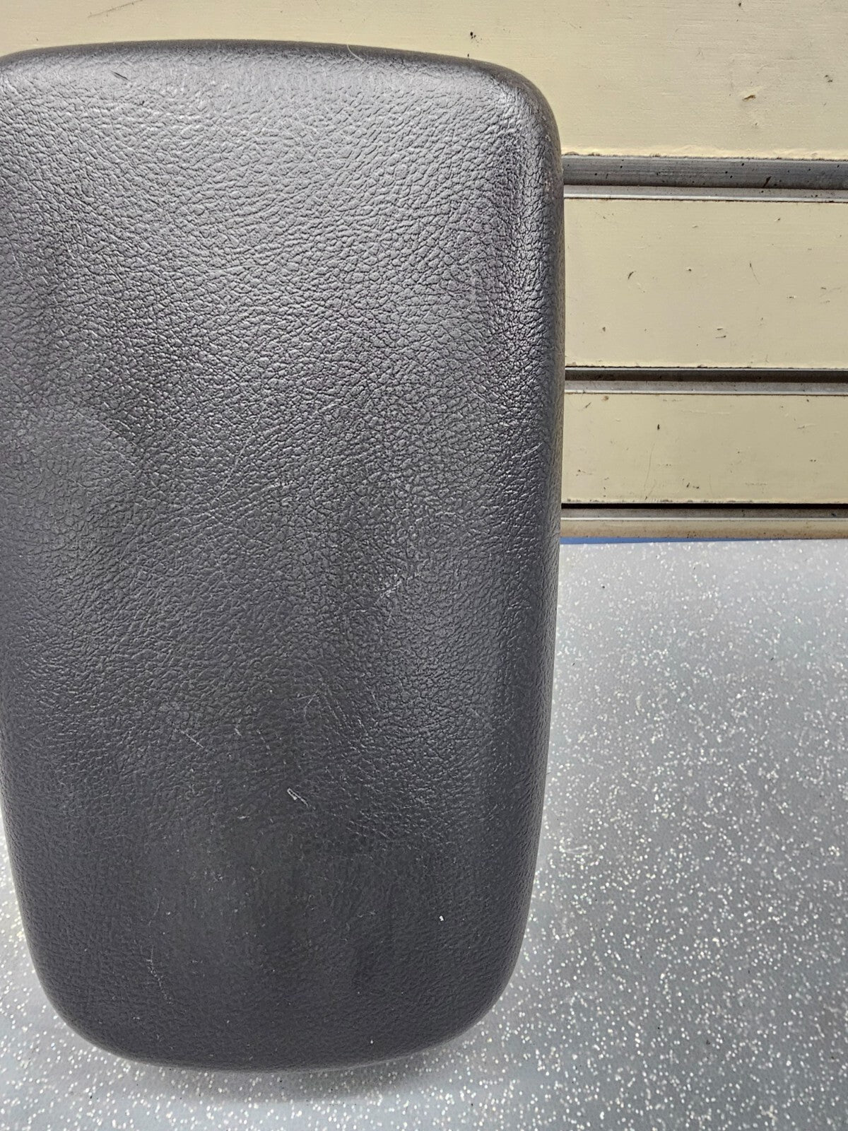 🔥09-13 TOYOTA COROLLA CENTER CONSOLE ARM REST LID TOP PAD COVER ASSEMBLY BLACK