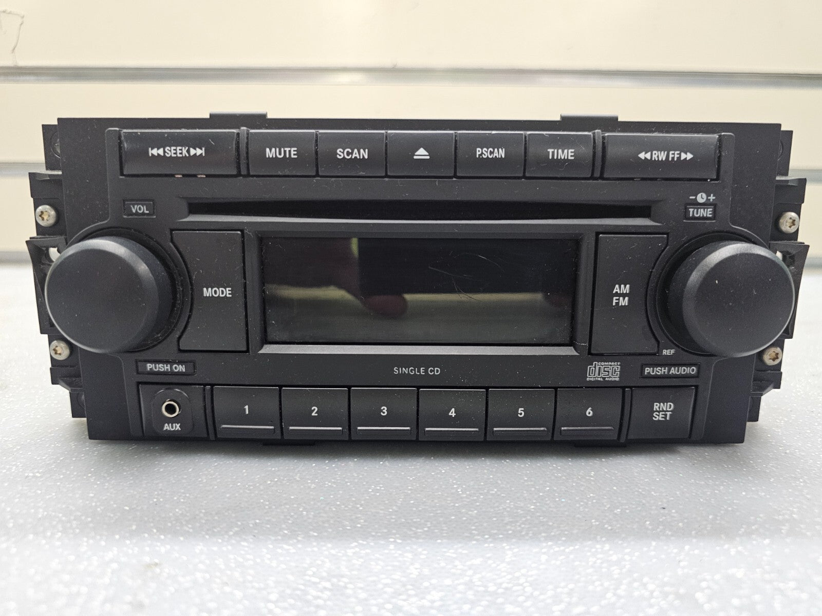 🔥04-10 Jeep Dodge Chrysler Front Dash Radio AM FM CD Player Aux Input Receiver