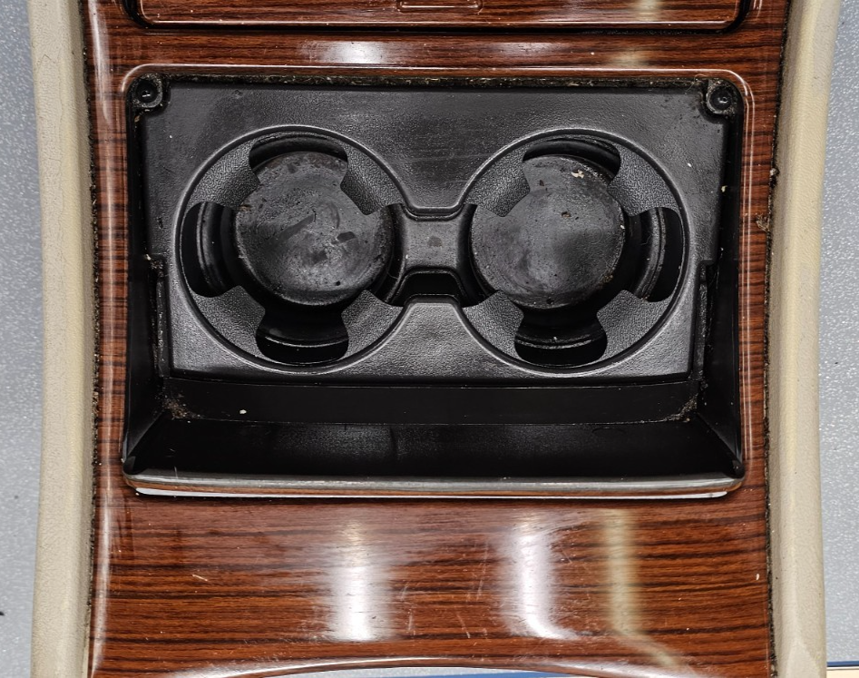 🔥01-02 Cadillac Escalade Lower Center Console Woodgrain Cup Holder Bezel