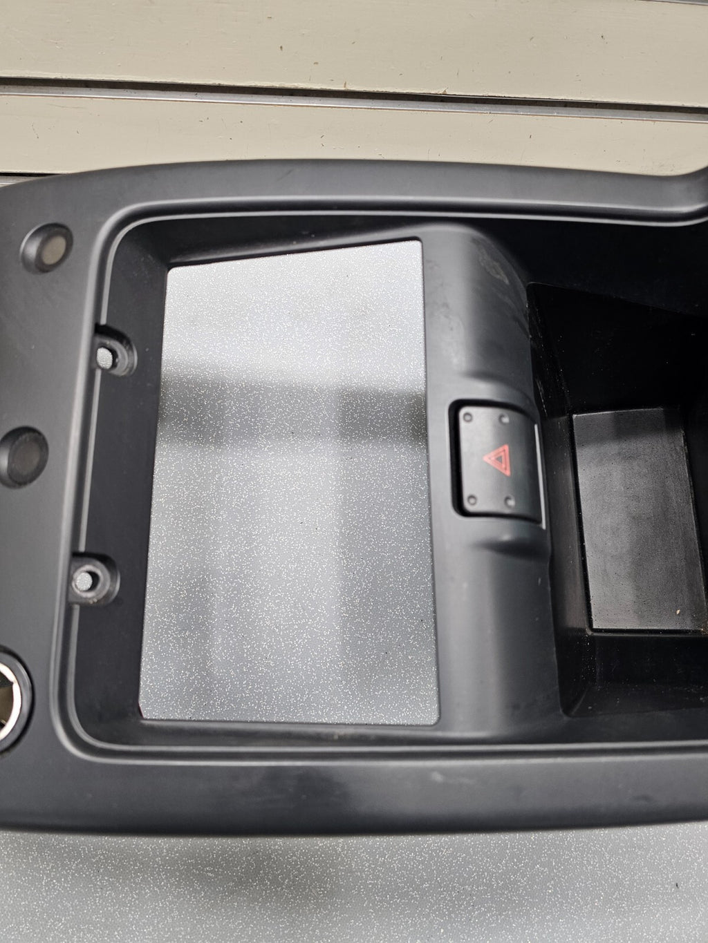 02-04 Nissan XTERRA Center Radio Trim Dash Bezel Heater Panel w/ Vents BLACK B21