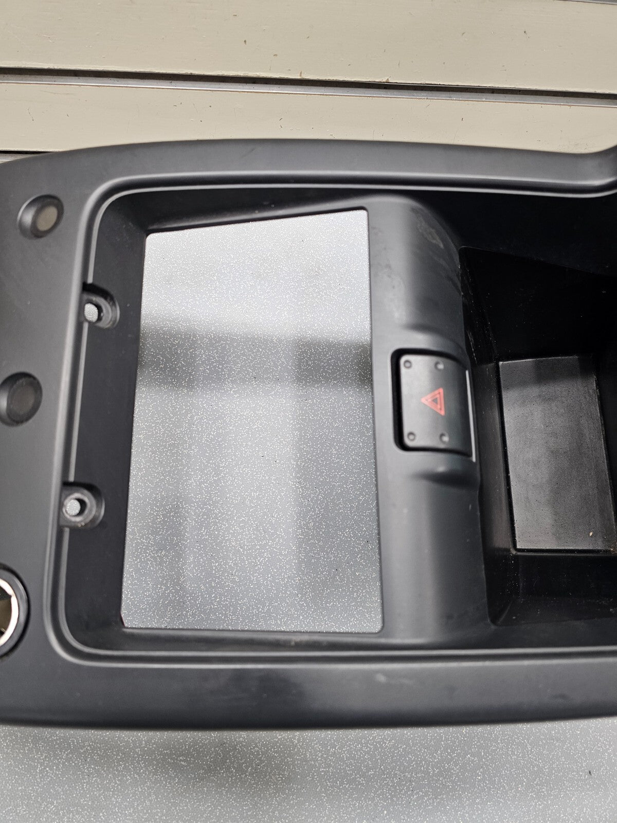 02-04 Nissan XTERRA Center Radio Trim Dash Bezel Heater Panel w/ Vents BLACK B21
