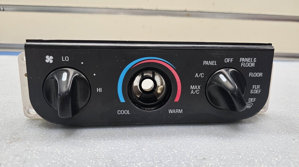 97-03 Ford F150 Expedition Heater AC Climate Control Panel Dash Unit Temperature