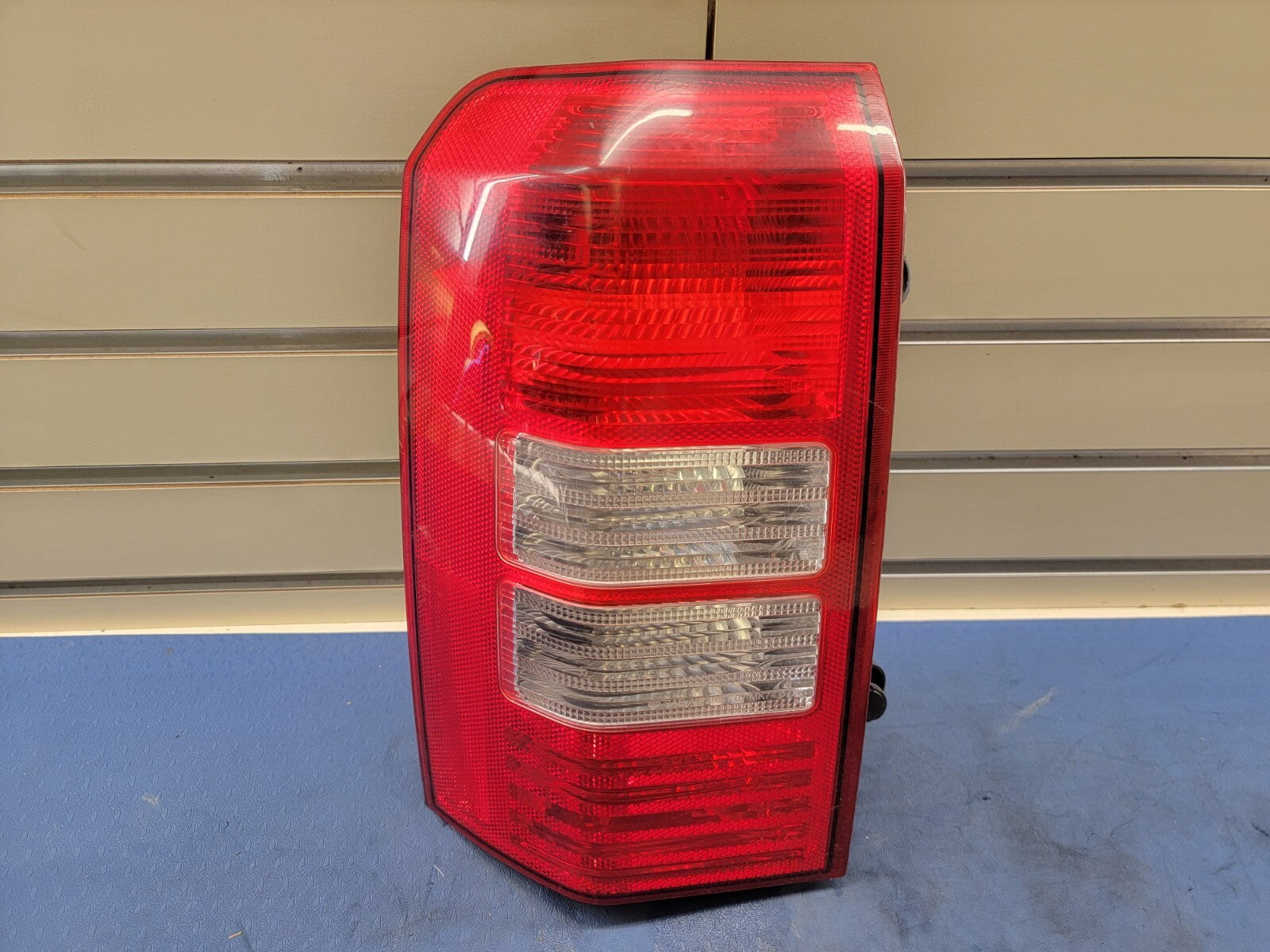 🔥2008-2017 Jeep Patriot Driver Side Assembly LEFT Tail Light