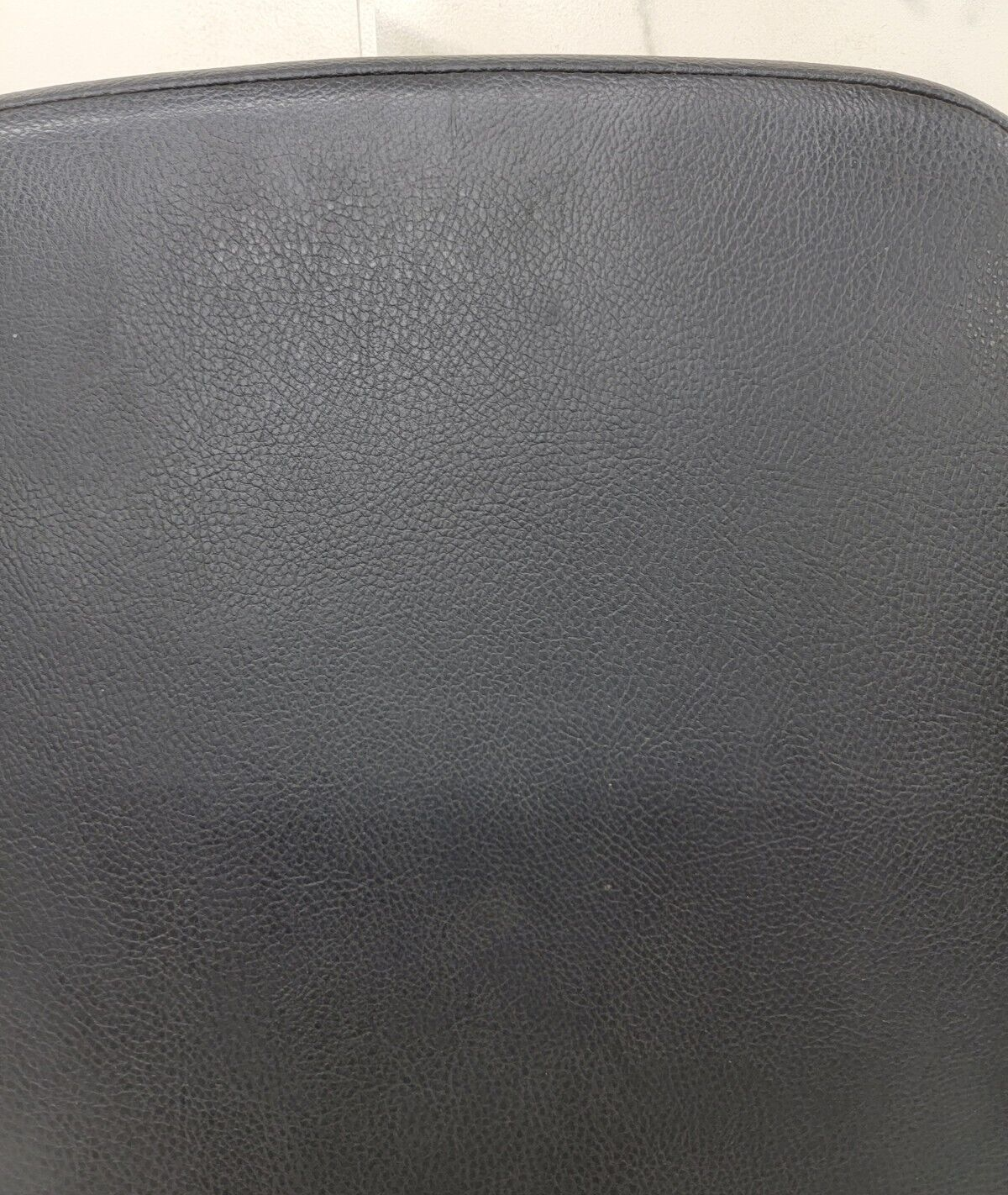 02-08 Dodge RAM Center Console Jump Seat ARMREST Cover Lid Leather Dark Gray JS7