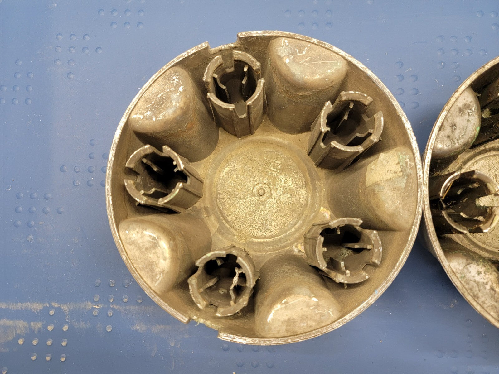 🔥1997-2001 Ford Ranger Explorer wheel center caps set