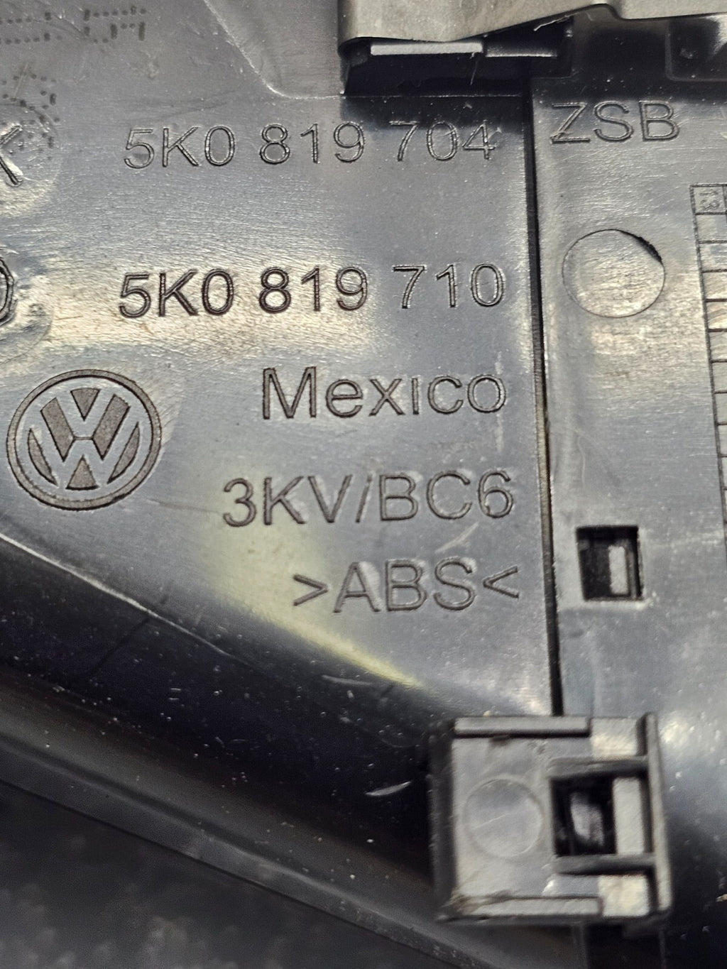 🔥2010-2014 Volkswagen Golf RH Right Center Dash AC Air Vent Heater Trim OEM