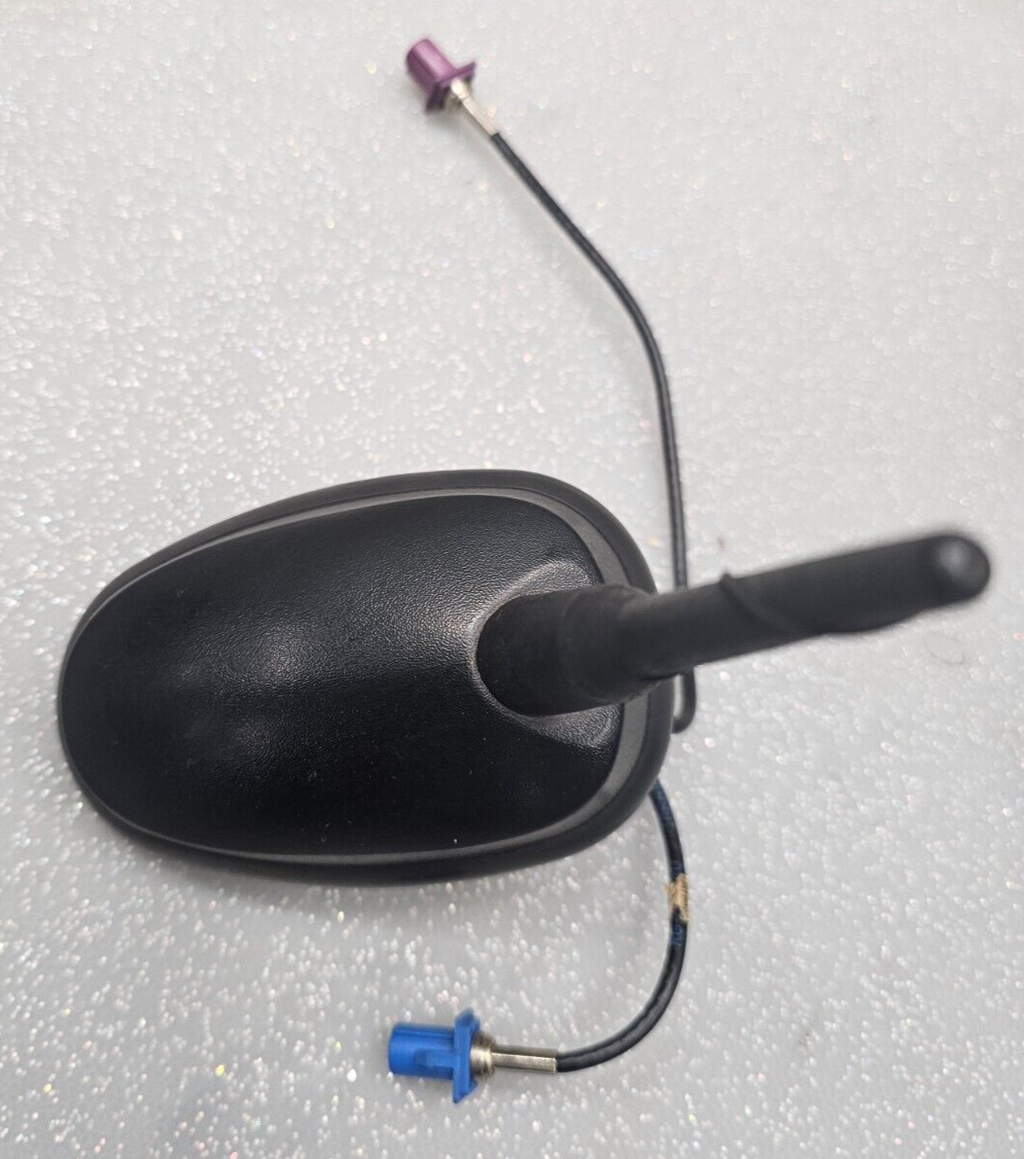 03-06 Silverado Tahoe Sierra Yukon Denali Front GPS AM FM Radio Roof Antenna OEM