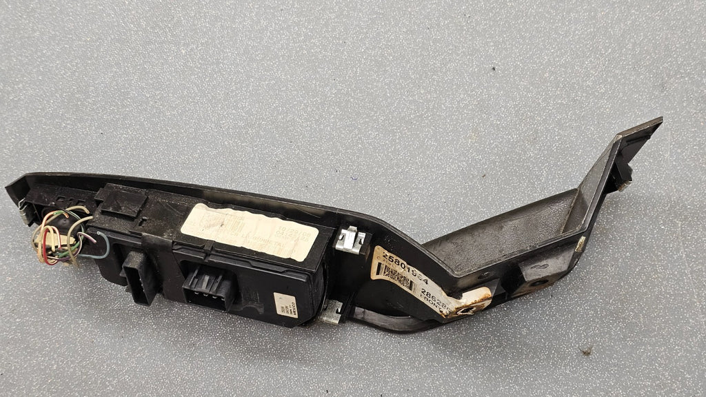 🔥05-08 Pontiac G6 Left Driver Master Power Door Window Switch Assembly SILVER