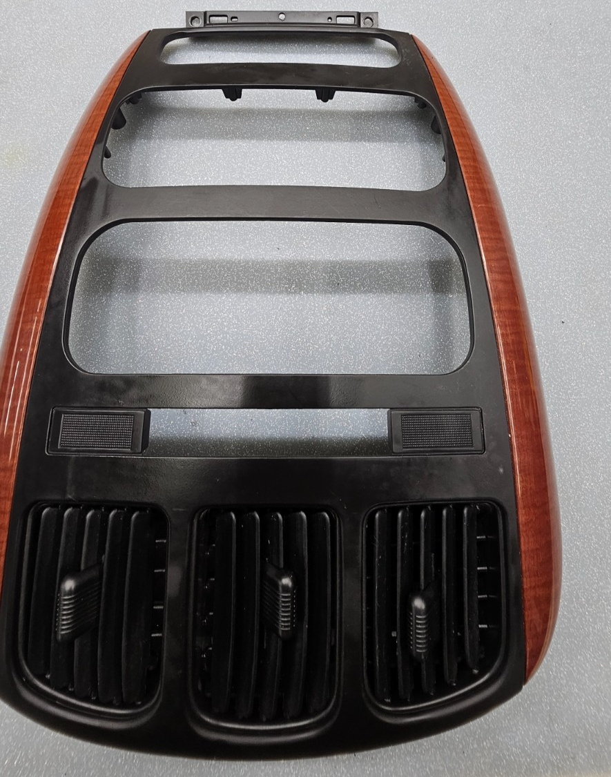 🔥01-07 Caravan Town Country Dash Radio Stereo Climate Panel Bezel Black/Wood