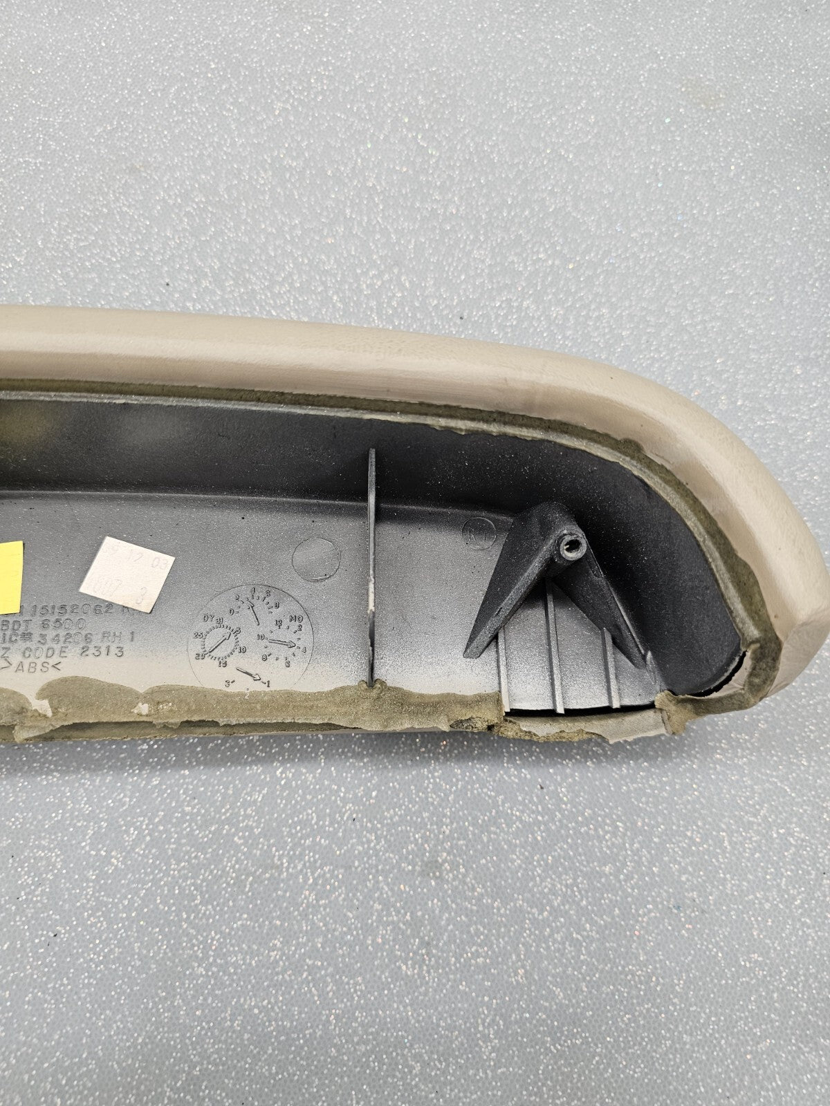 🔥99-06 Chevrolet GMC Silverado Tahoe Rear Right Door Armrest Handle LightTan H3
