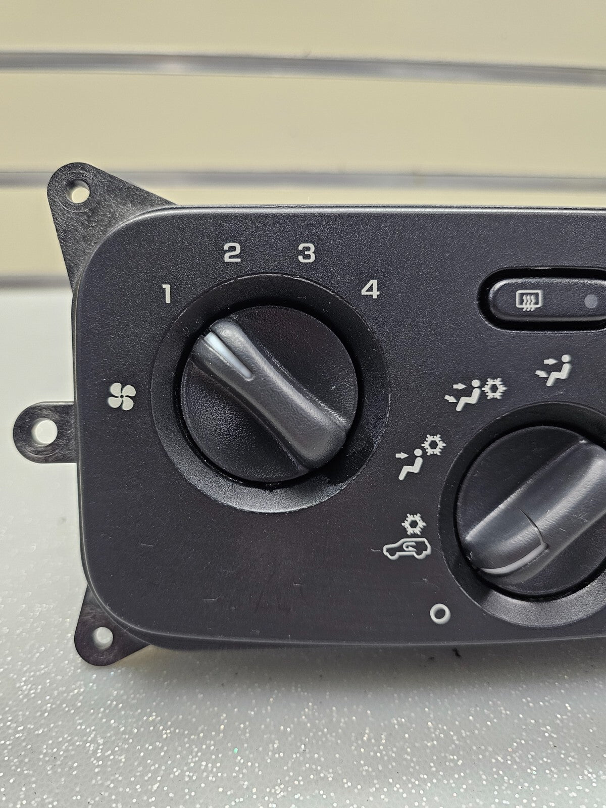 🔥02-03 Jeep Liberty Dash CLIMATE CONTROL UNIT Temperature Heat Rear Defrost OEM